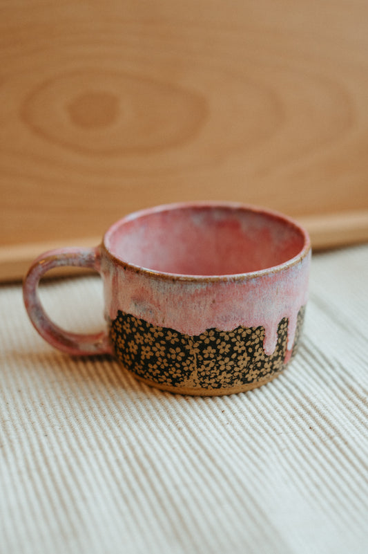 pink drip daisy mug
